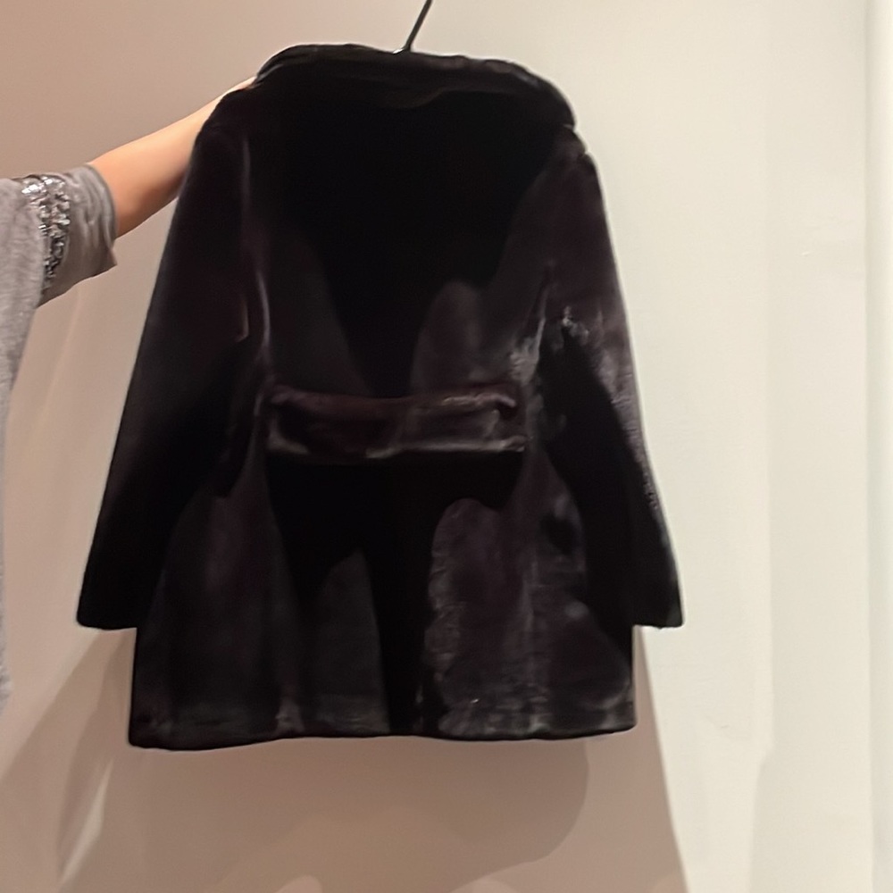 Beautiful soft faux fur Coat. - Picture 2 of 2